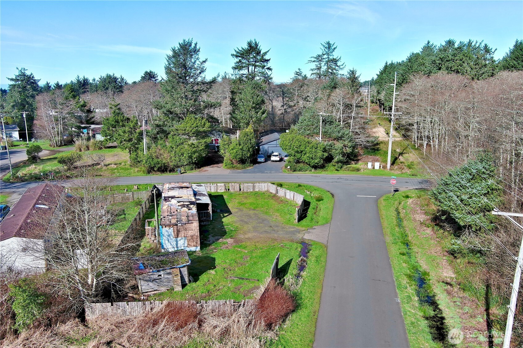 799 S Rain Street NE