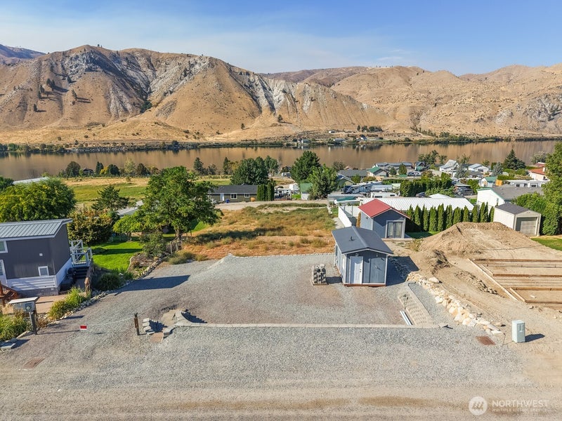105 Crestview Drive