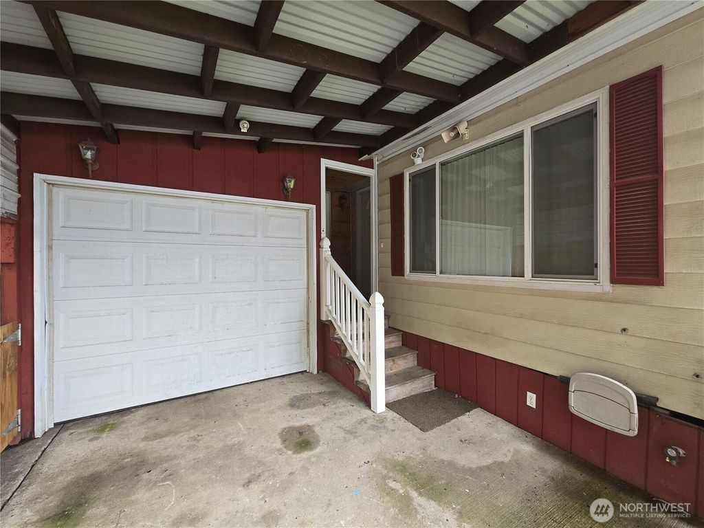 Photo of 147 E Wood Avenue, Morton, WA 98356 (MLS # 2490549)