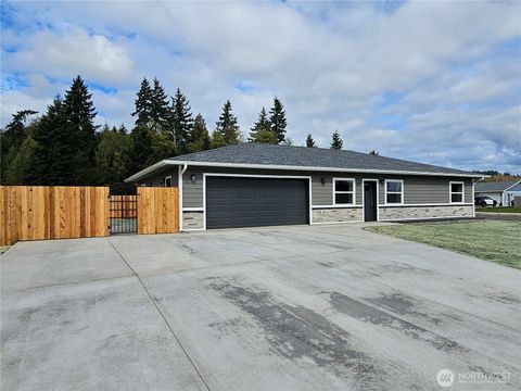 302 W Martin Place Elma WA 98541
