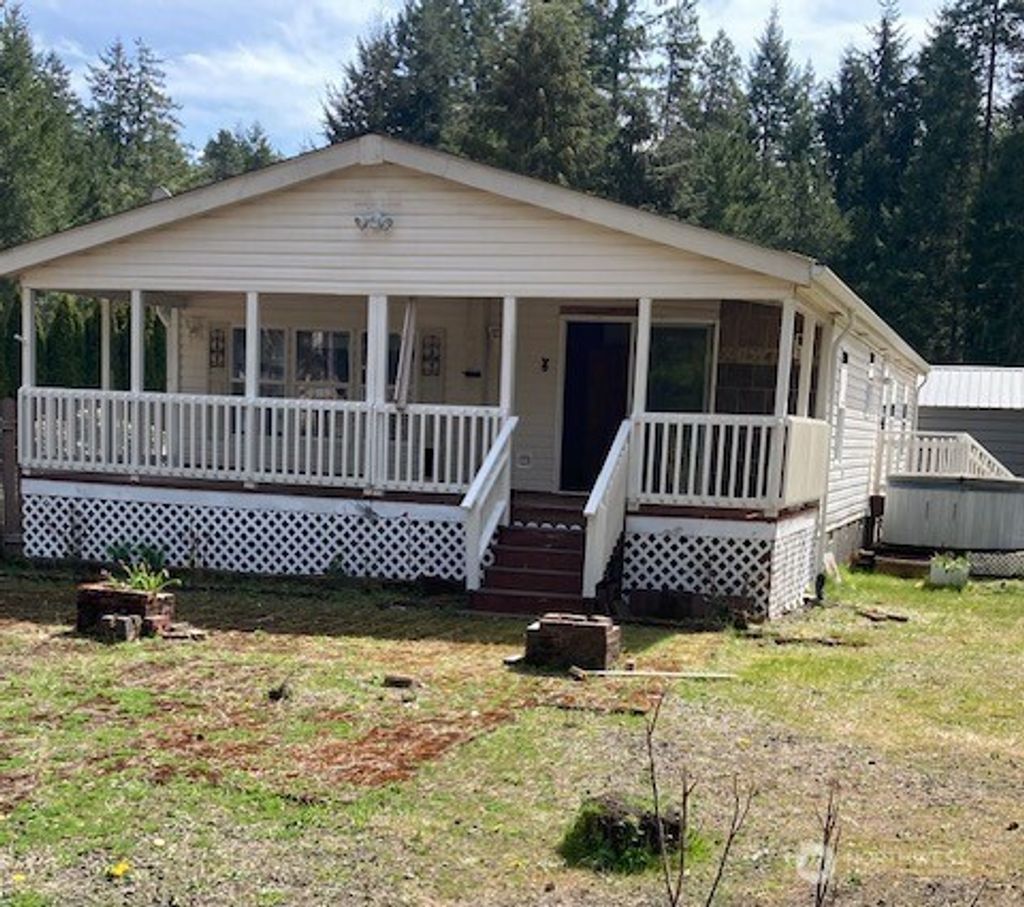 Photo of 301 N Chinook Drive, Hoodsport, WA 98548 (MLS # 2506702)