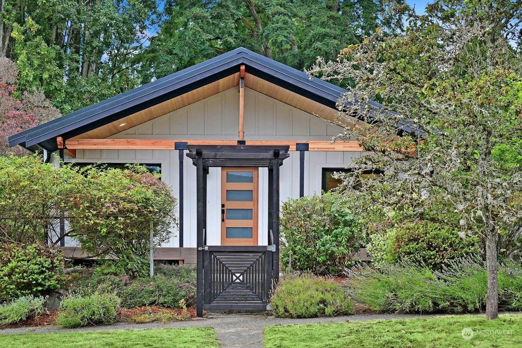 Photo of 7955 28th Avenue SW, Seattle, WA 98126 (MLS # 2161049)