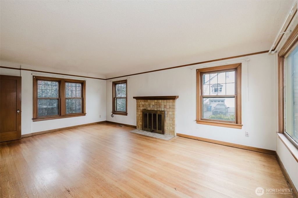 Photo of 3218 E Terrace Street, Seattle, WA 98122 (MLS # 2338234)