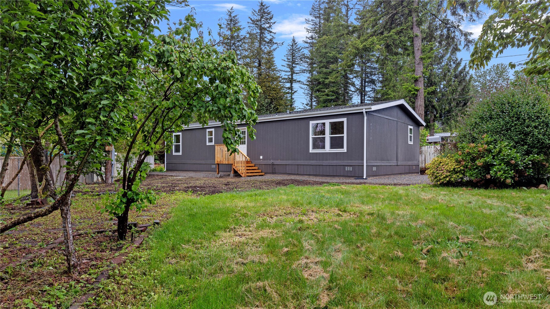 41512 Larson Drive