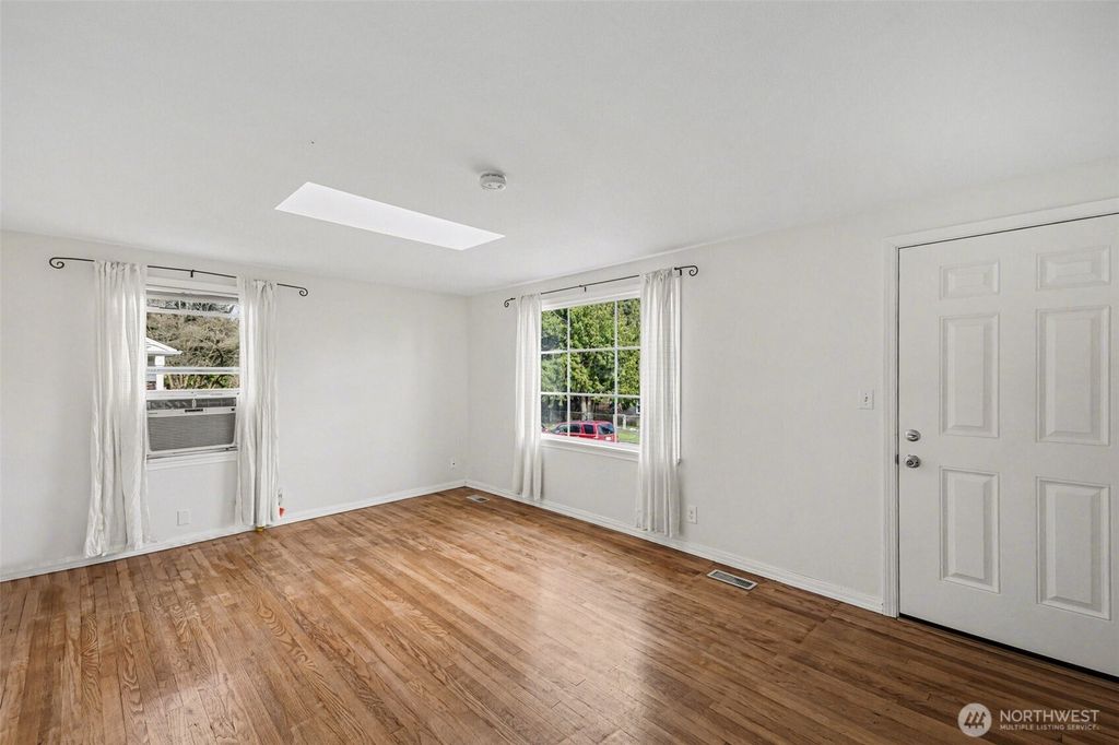 Photo of 7147 29th Avenue SW, Seattle, WA 98126 (MLS # 2485254)