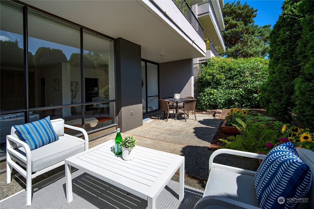 Photo of 6535 Seaview Avenue NW #110B, Seattle, WA 98117 (MLS # 2208791)