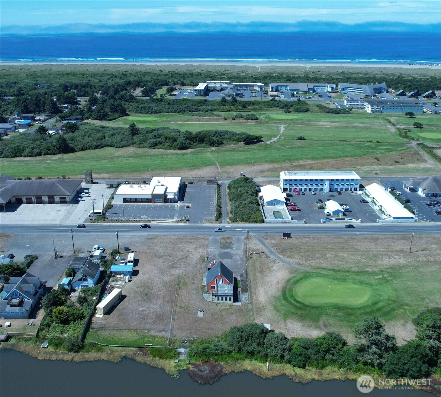 598 Point Brown Avenue NE