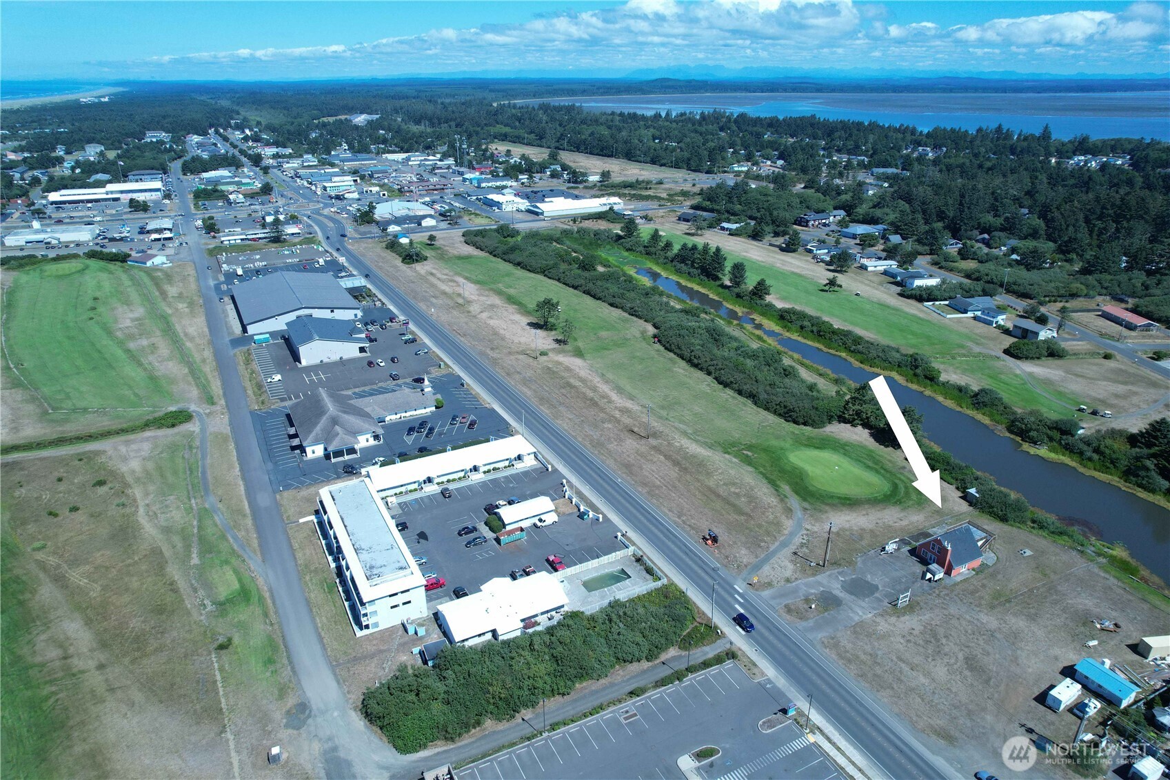 598 Point Brown Avenue NE