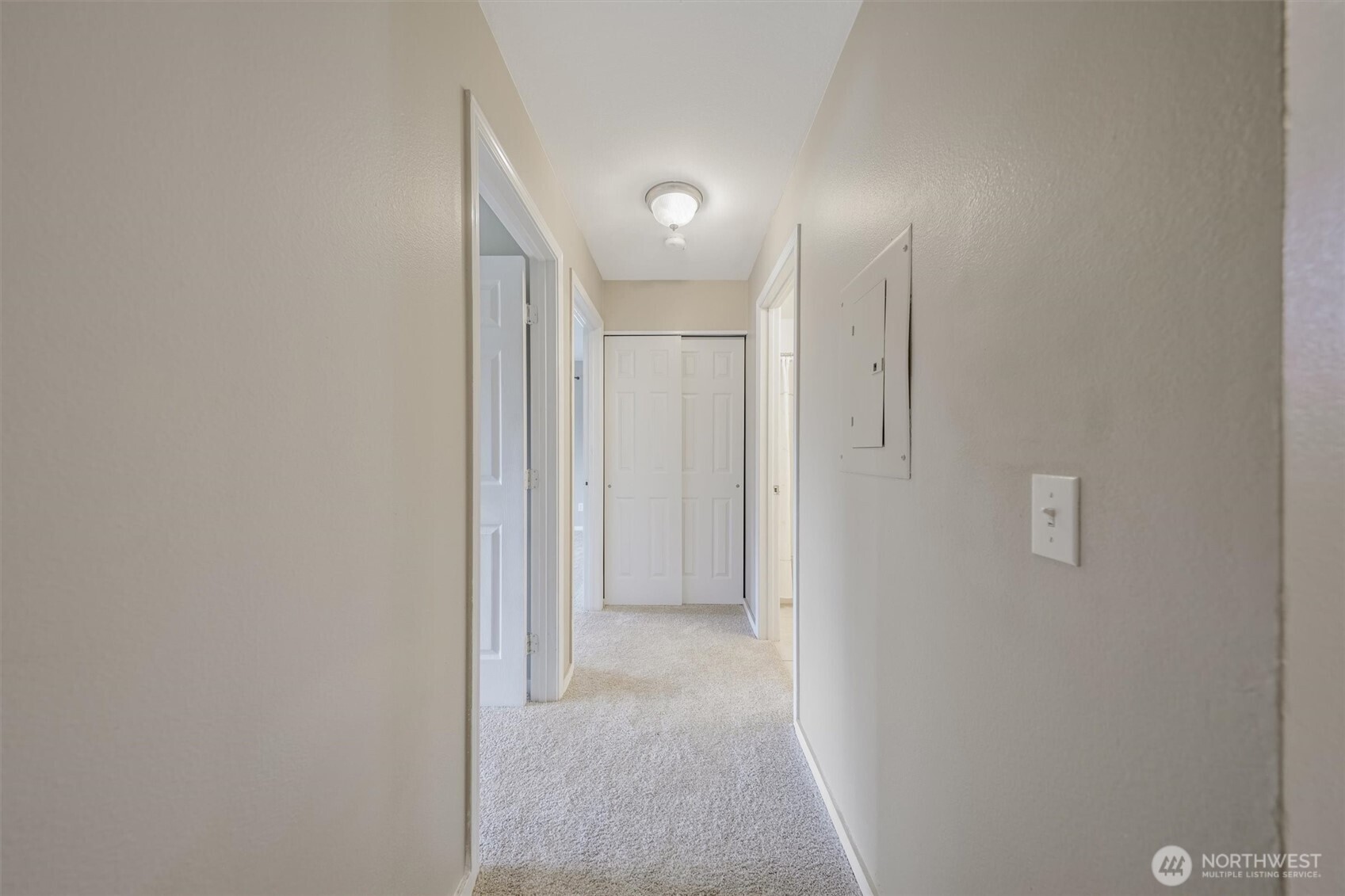 Auburn, Washington 98002, United States, 2 Bedrooms Bedrooms, ,2 BathroomsBathrooms,Residential,Pending,232338