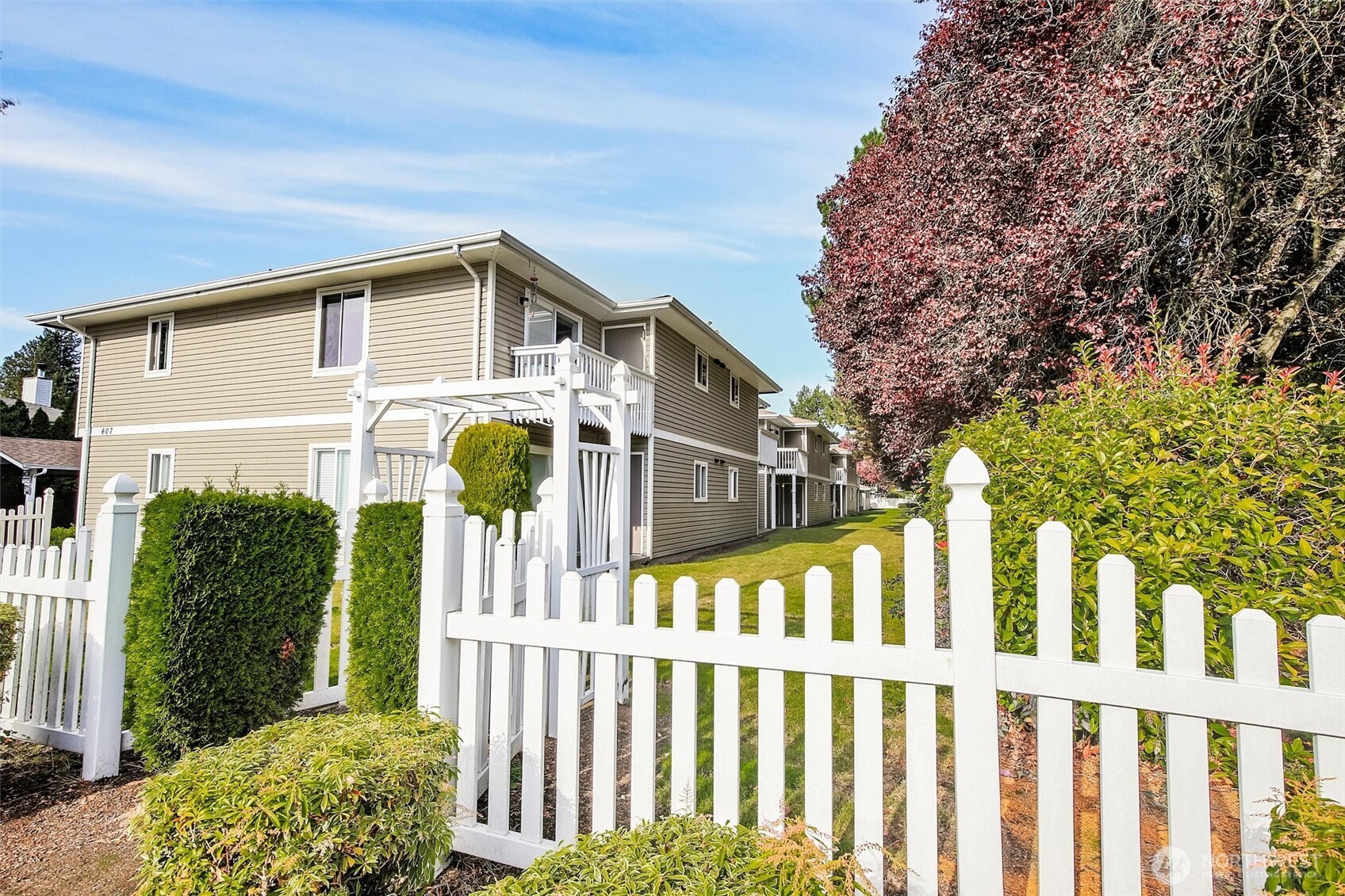 Auburn, Washington 98002, United States, 2 Bedrooms Bedrooms, ,2 BathroomsBathrooms,Residential,Pending,232338