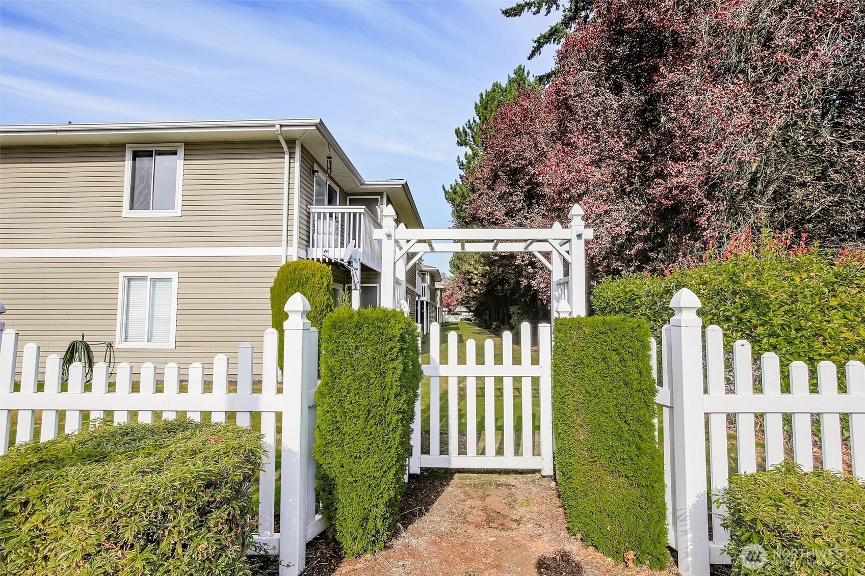 Auburn, Washington 98002, United States, 2 Bedrooms Bedrooms, ,2 BathroomsBathrooms,Residential,Pending,232338