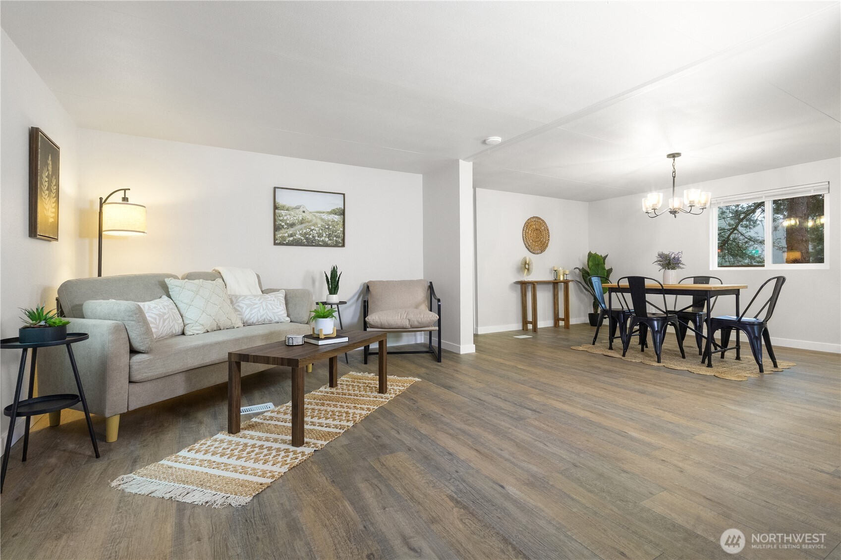 9216 144th Street Court NW