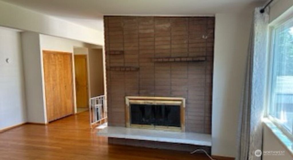 Photo of 30012 8TH Avenue S, Federal Way, WA 98003 (MLS # 2448914)