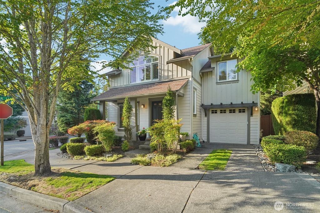 Photo of 907 148th Street SE, Mill Creek, WA 98012 (MLS # 2433717)