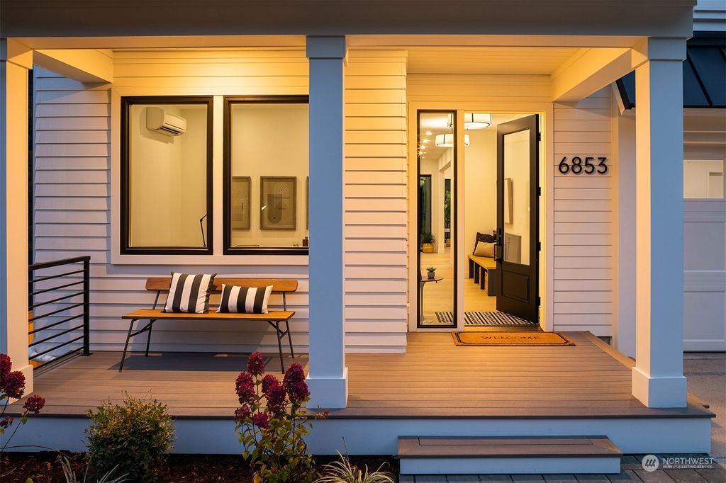 Photo of 6853 27th Avenue NE, Seattle, WA 98115 (MLS # 2163678)