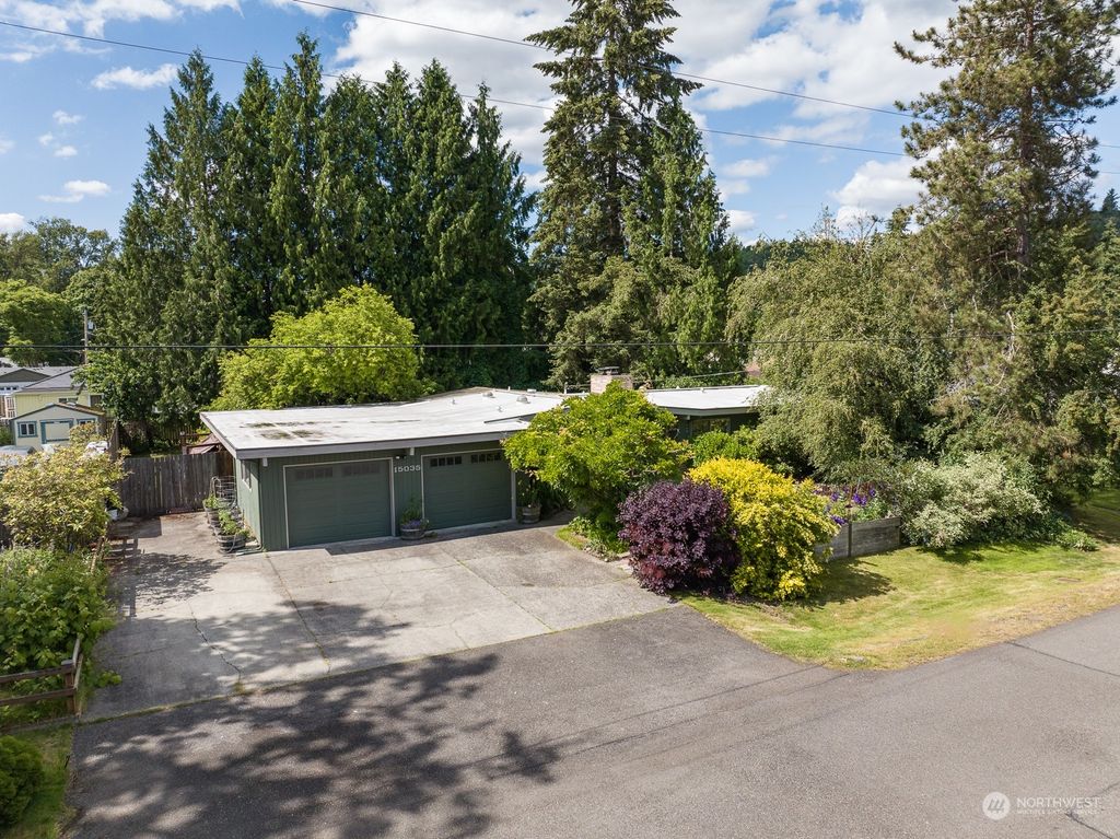 Photo of 15035 131st Avenue SE, Renton, WA 98058 (MLS # 2252840)