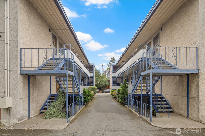 2223 NW 59th Street