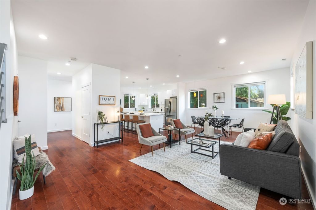 Photo of 10434 11th Avenue SW, Seattle, WA 98146 (MLS # 2168295)