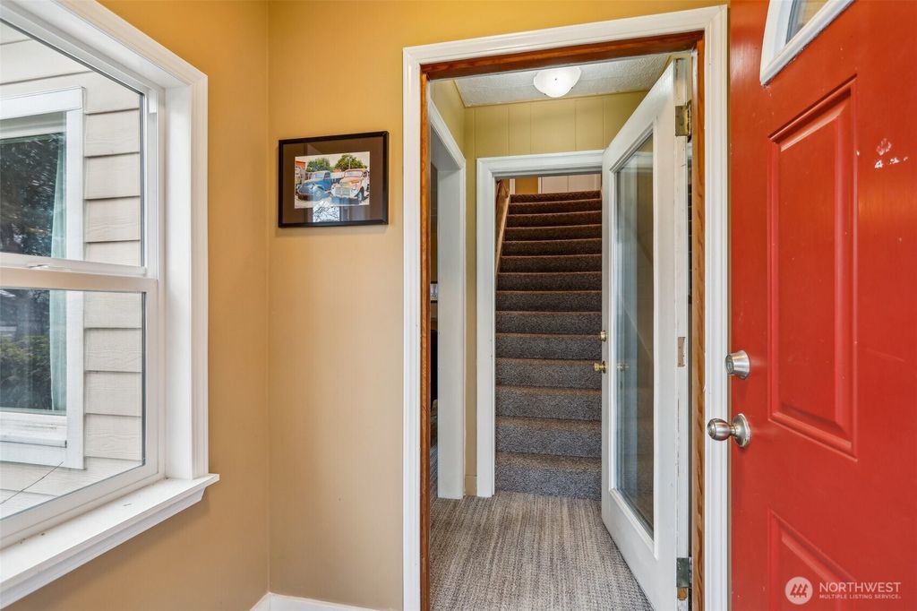 Photo of 26724 SE 416th Street, Enumclaw, WA 98022 (MLS # 2330666)