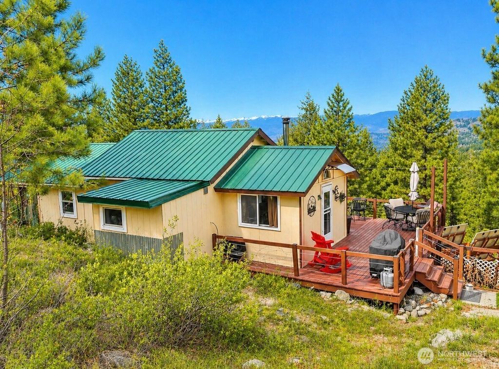Photo of 20 Morgan Mountain Trail Trl, Tonasket, WA 98855 (MLS # 2514327)