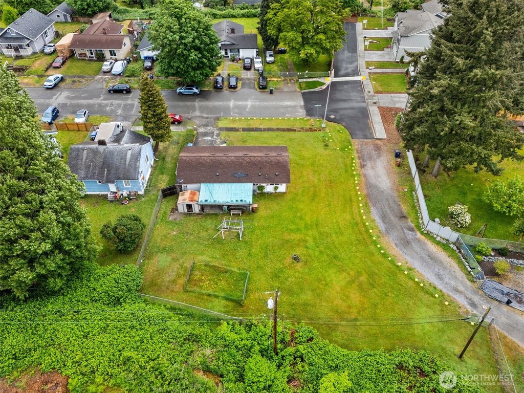 Photo of 2532 S Ainsworth Avenue, Tacoma, WA 98405 (MLS # 2524108)