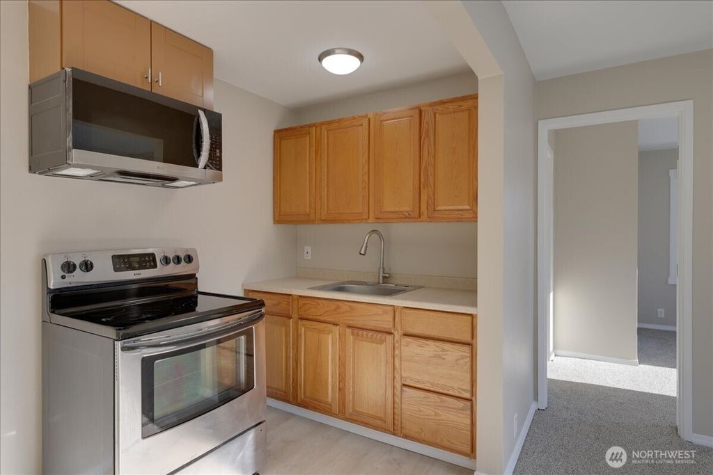 Photo of 150 Hardie Avenue SW #1-6, Renton, WA 98057 (MLS # 2455476)