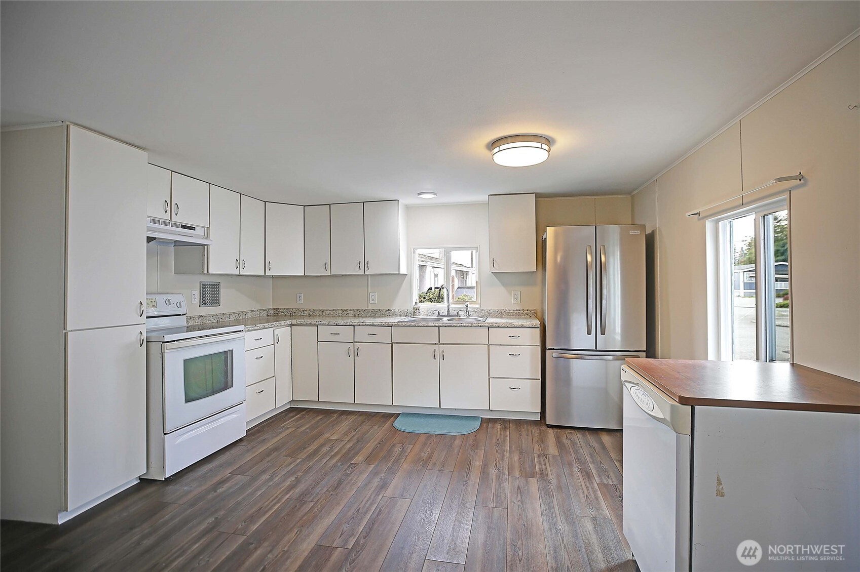 8515 State Avenue #42