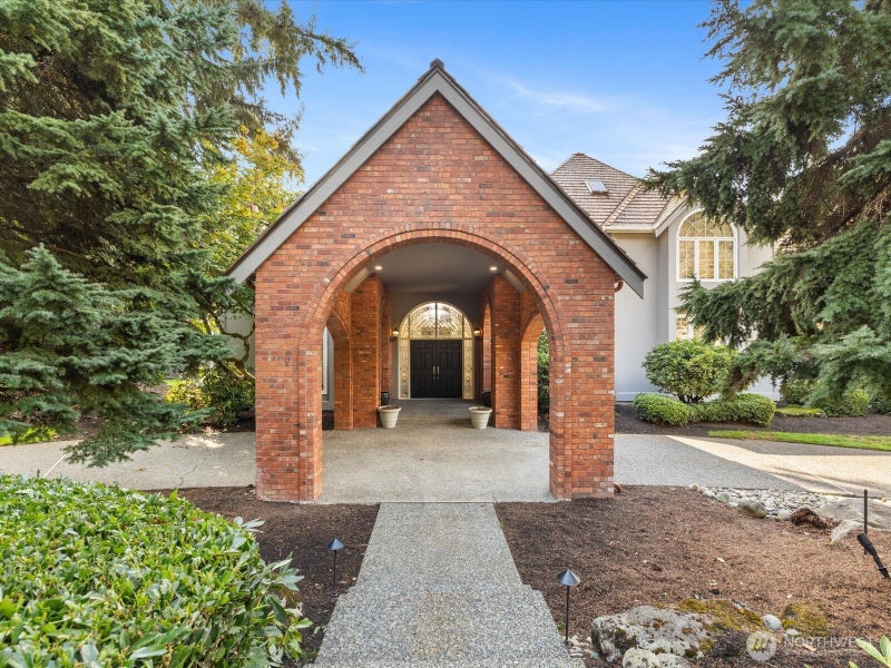20421 NE 66th Court