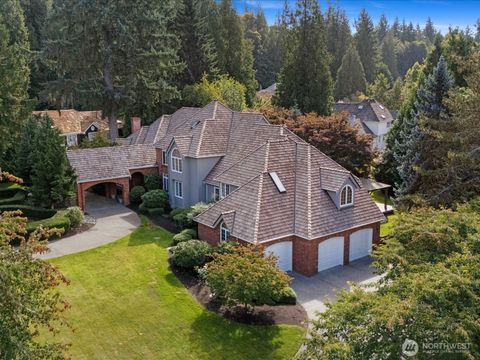 Photo of 20421 NE 66th Court, Redmond, WA 98053 (MLS # 2514576)