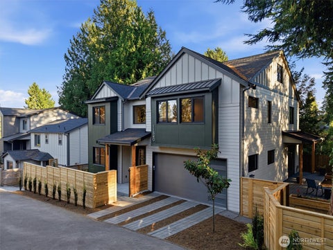 Photo of 11340 23rd Avenue NE, Seattle, WA 98125 (MLS # 2570981)