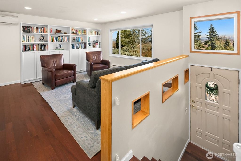 Photo of 5320 S 4th Avenue, Everett, WA 98203 (MLS # 2499940)