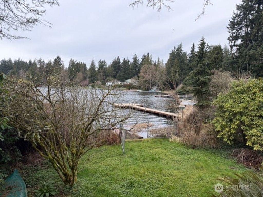 Photo of 4038 S 275th Place, Auburn, WA 98001 (MLS # 2490590)