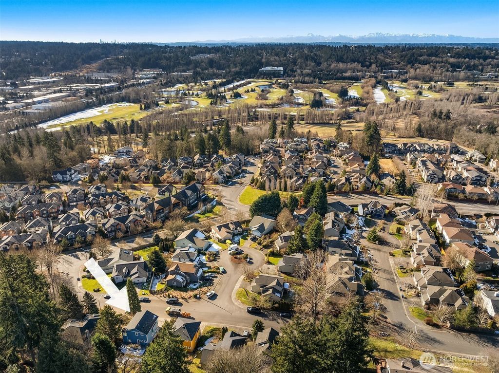 Photo of 10538 157 Avenue NE, Redmond, WA 98052 (MLS # 2329543)