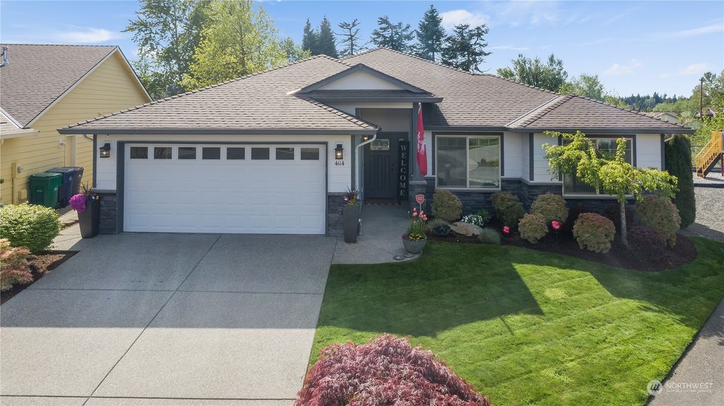 Photo of 4114 146th Place SE, Snohomish, WA 98296 (MLS # 2067796)