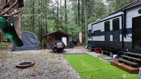 Photo of 134 Jasper Trail, Deming, WA 98244 (MLS # 2535969)