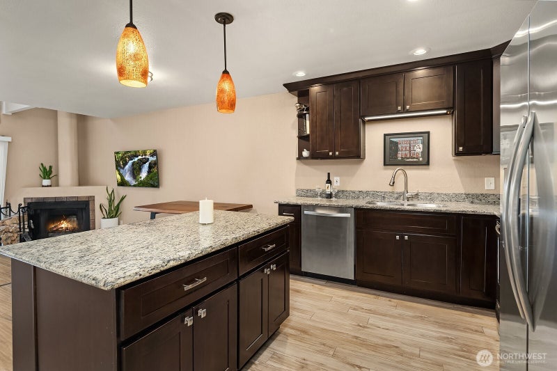 25044 Lake Fenwick Road 32