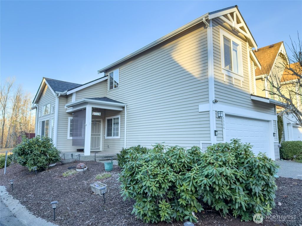 Photo of 13306 SE 176th Lane, Renton, WA 98058 (MLS # 2479588)