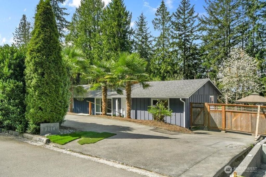 Photo of 3214 95th Drive SE, Lake Stevens, WA 98258 (MLS # 2509829)