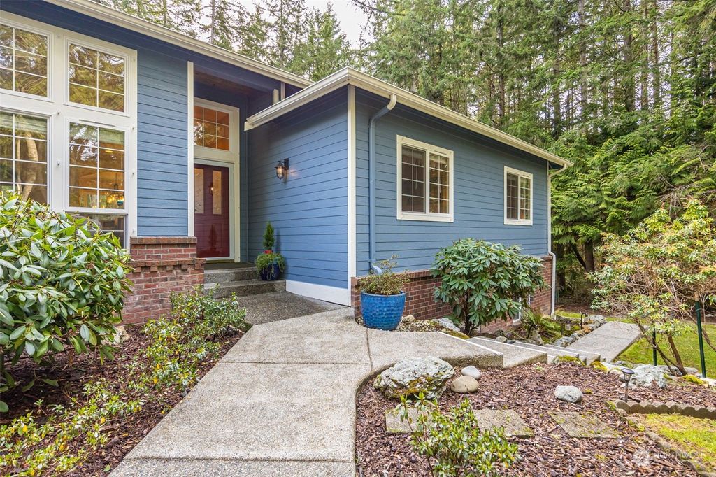 Photo of 2322 141st Street NW, Marysville, WA 98271 (MLS # 2034664)