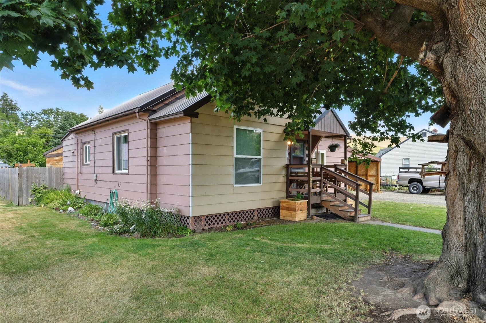 1005 S 5th Street