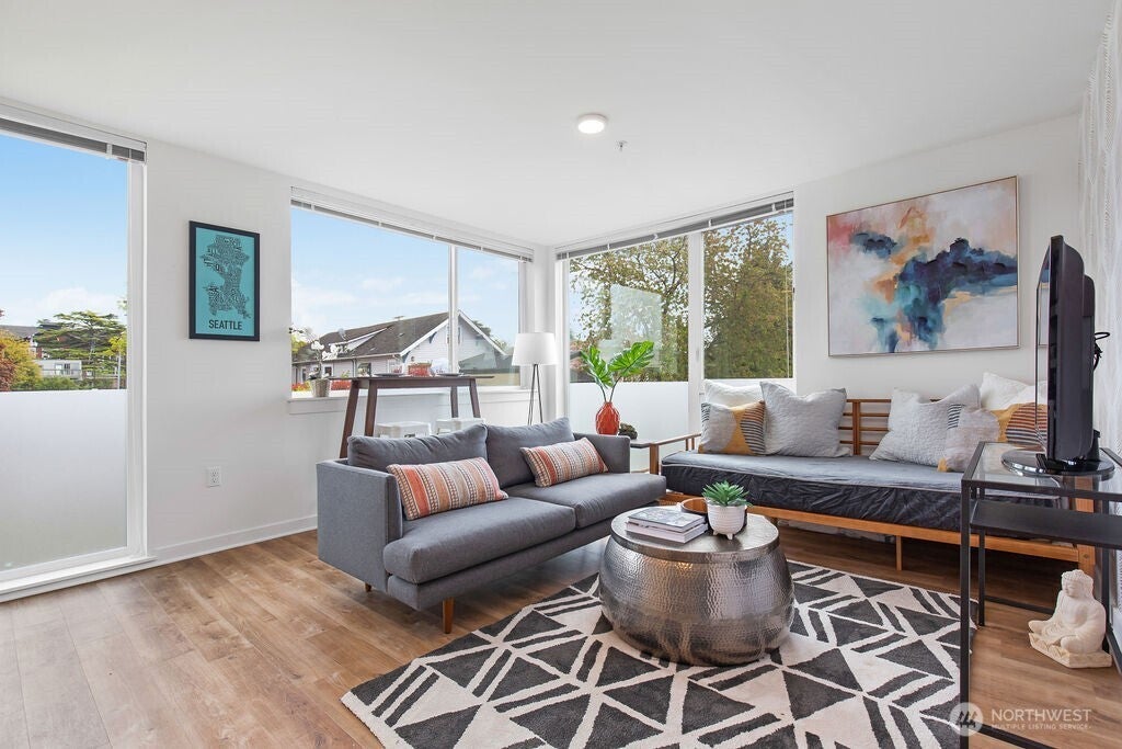1601 N 45th Street 214