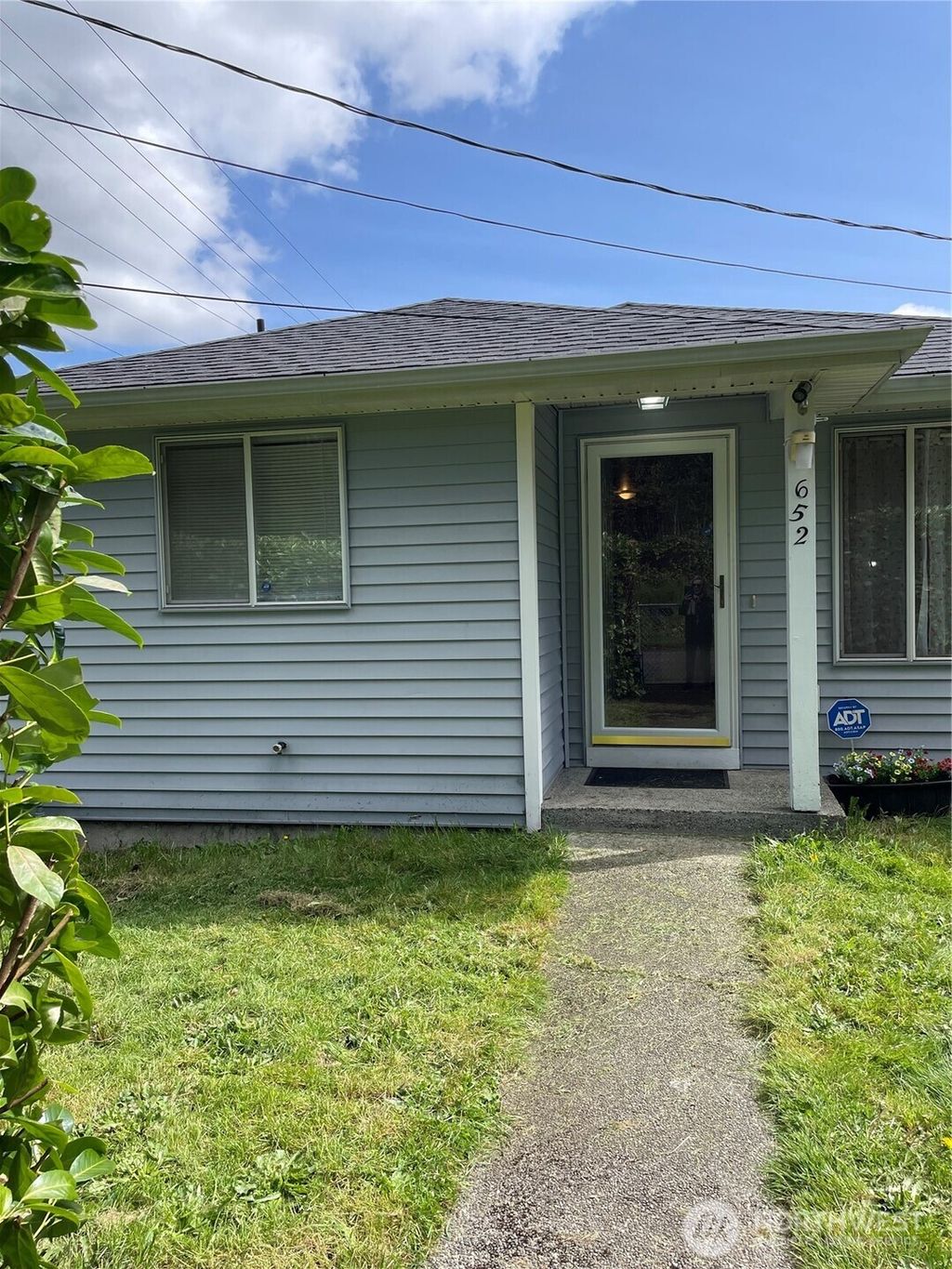 Photo of 652 ADELE Avenue, Bremerton, WA 98312 (MLS # 2508964)
