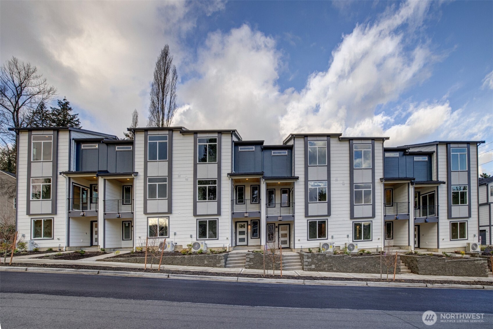 6726 NE 187th Street 102