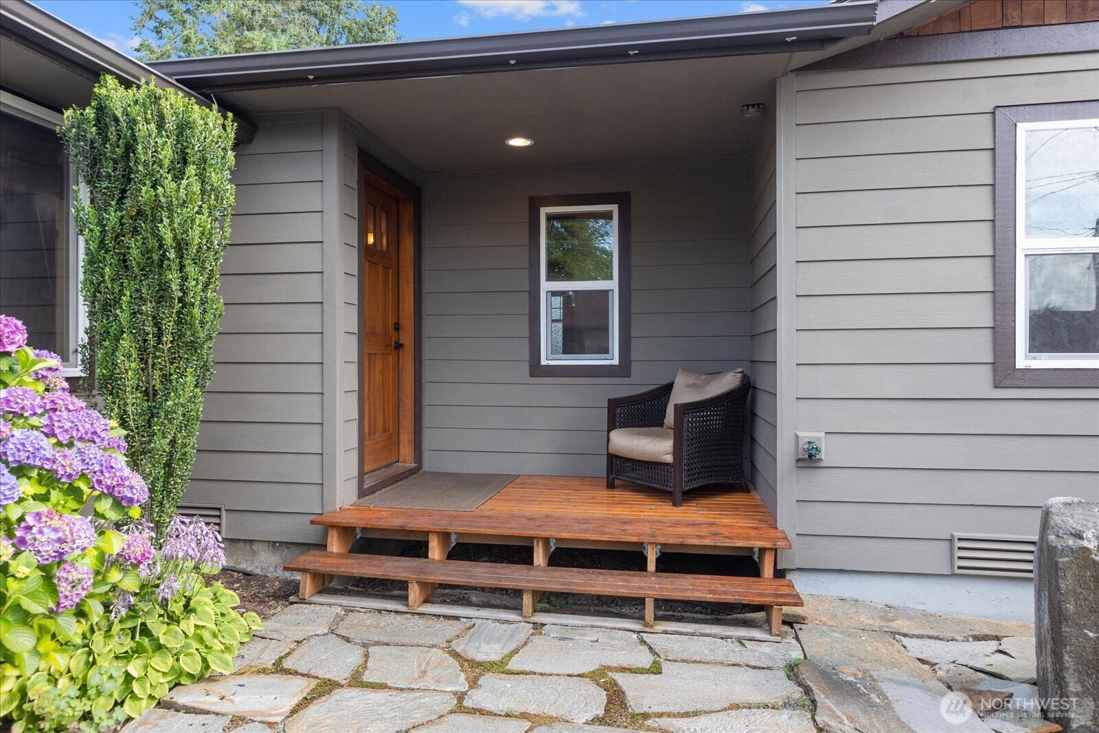 101 S Stillaguamish Avenue