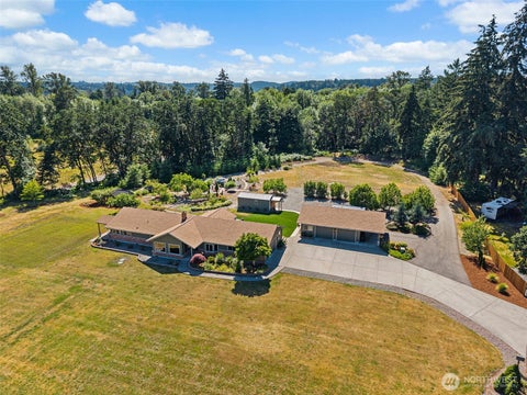 Photo of 2949 Harrison Avenue, Centralia, WA 98531 (MLS # 2545975)
