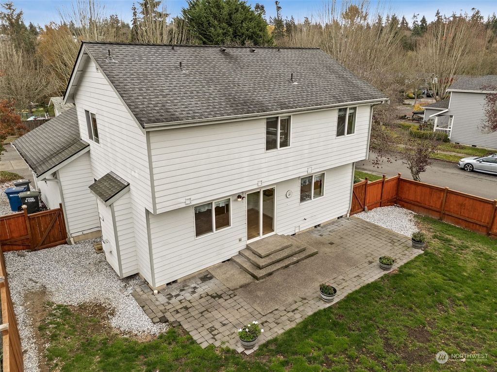 Photo of 25011 13th Place S, Des Moines, WA 98198 (MLS # 2310466)
