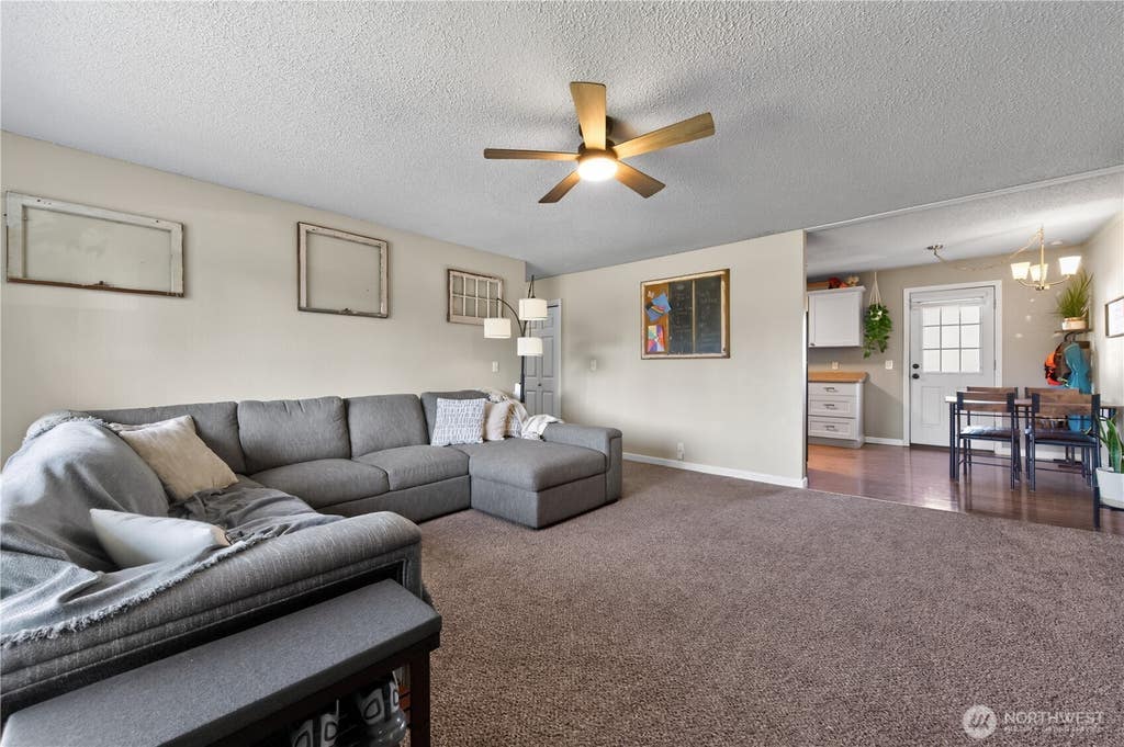 Photo of 422 E Scott Street, Aberdeen, WA 98520 (MLS # 2567452)
