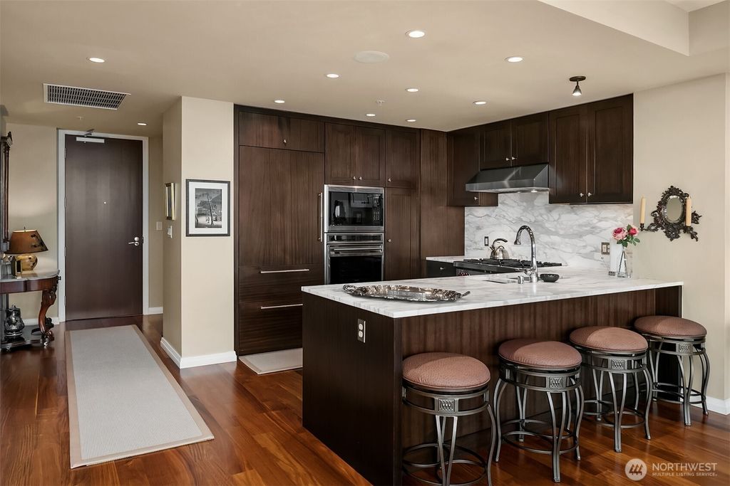 Photo of 10700 NE 4th Street #3414, Bellevue, WA 98004 (MLS # 2444387)