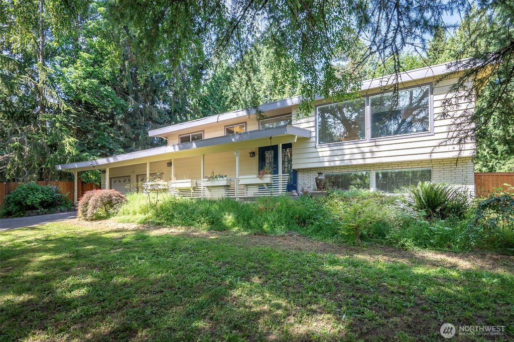 Photo of 19731 121st Avenue SE, Kent, WA 98031 (MLS # 2390633)