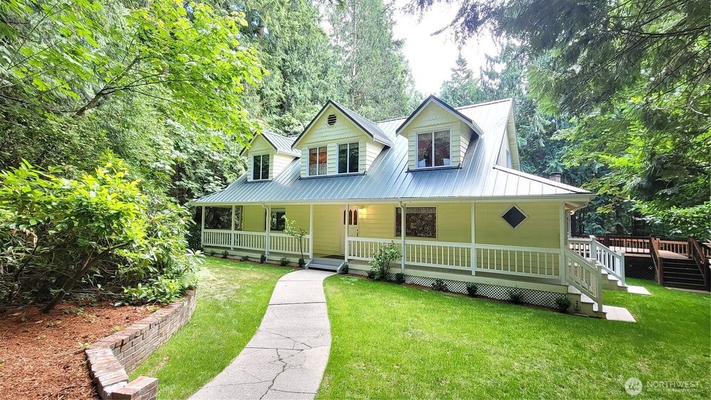 Photo of 2015 290th Avenue NE, Carnation, WA 98014 (MLS # 2550799)